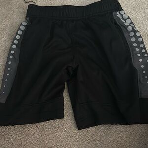 bundle of shorts that fit 5-8 year old boys